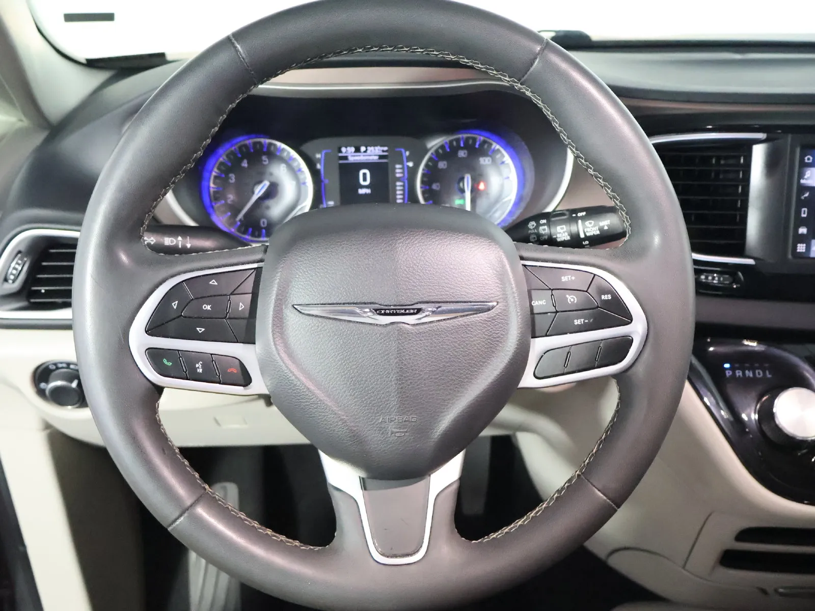 Chrysler Voyager photo 44