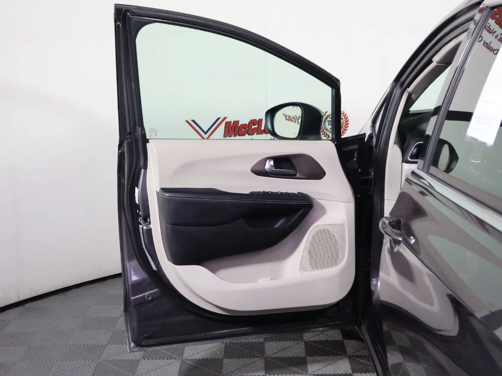 Chrysler Voyager photo 20