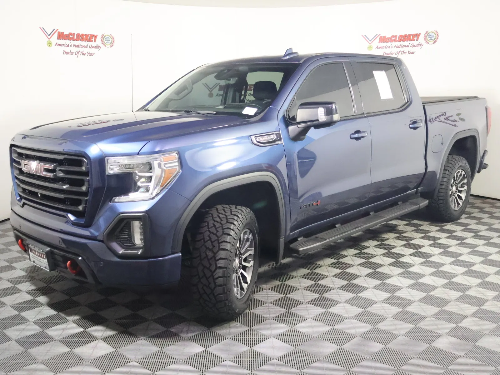 GMC Sierra photo 16
