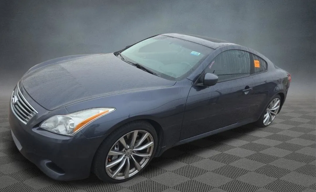 Infiniti G37 photo 5