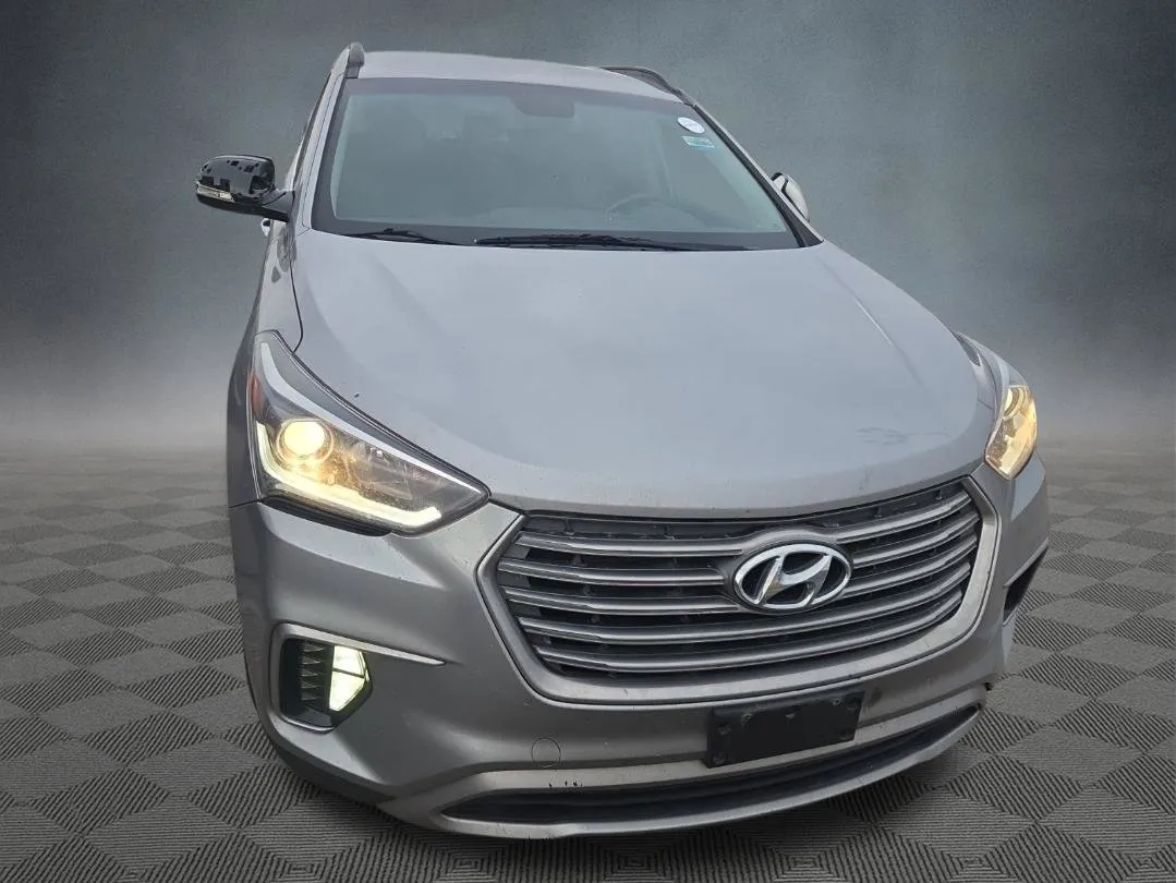 Hyundai Santa Fe photo 2