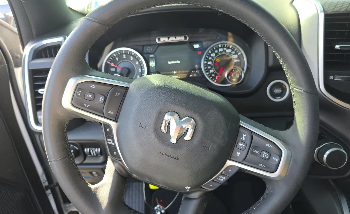 Ram 1500 photo 11