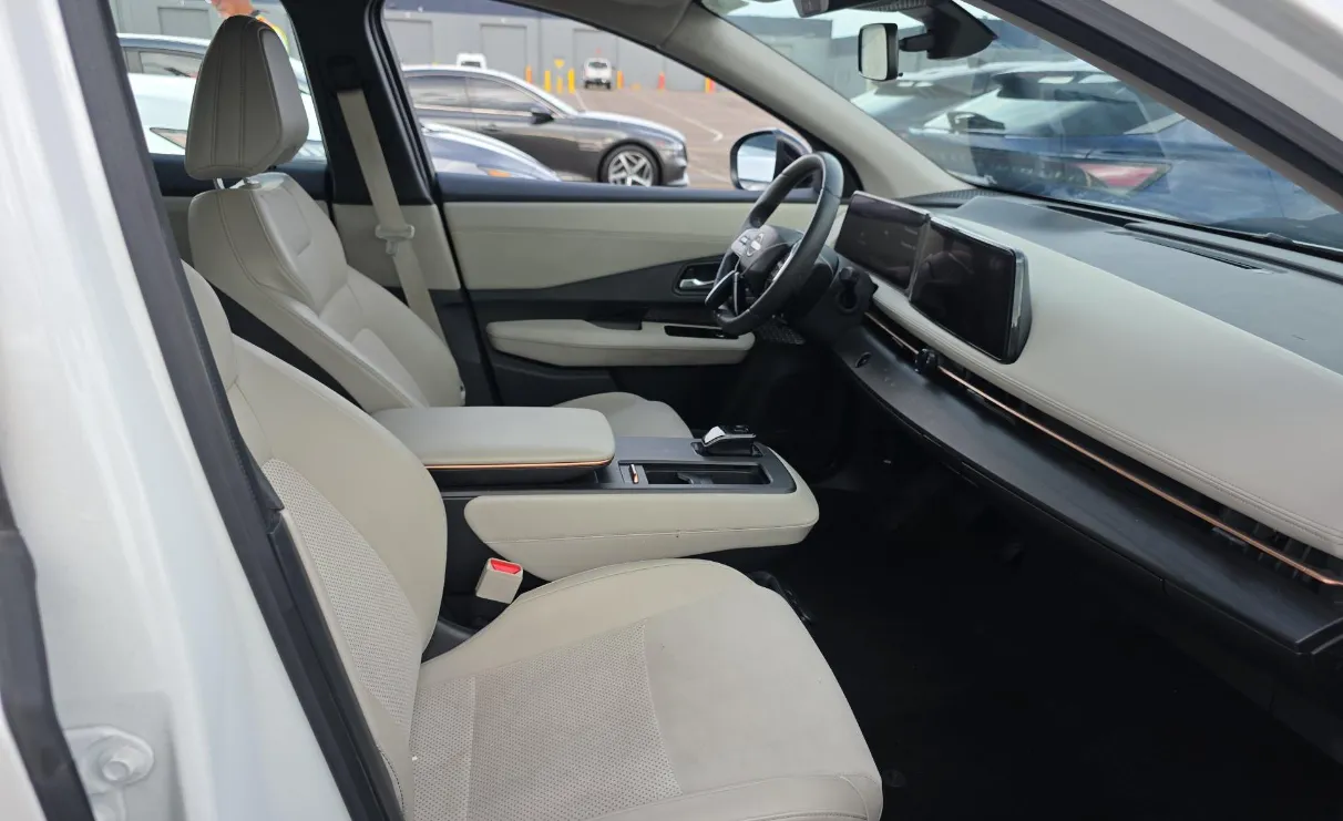 Nissan Ariya photo 7