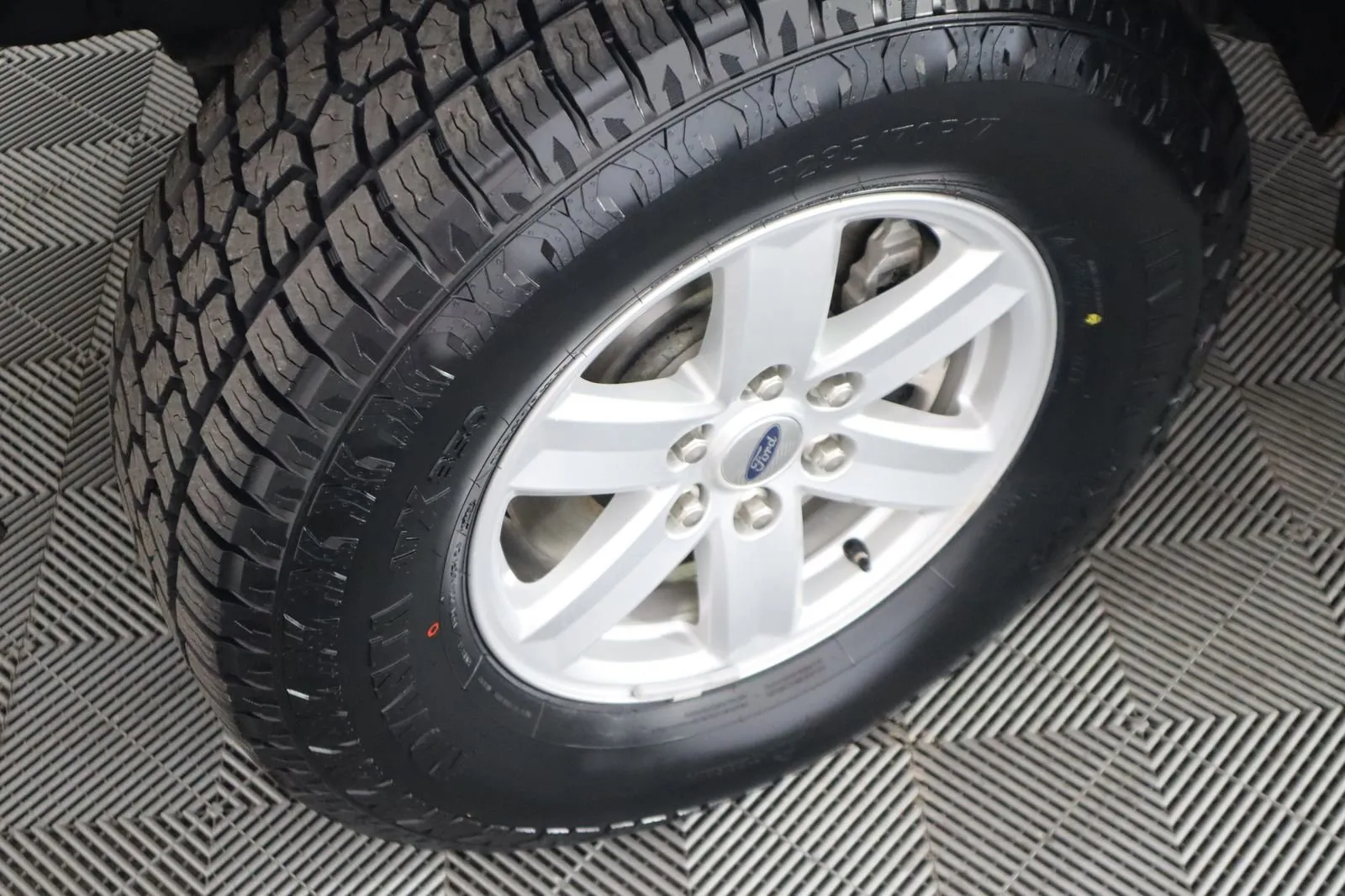 Ford F-150 photo 55