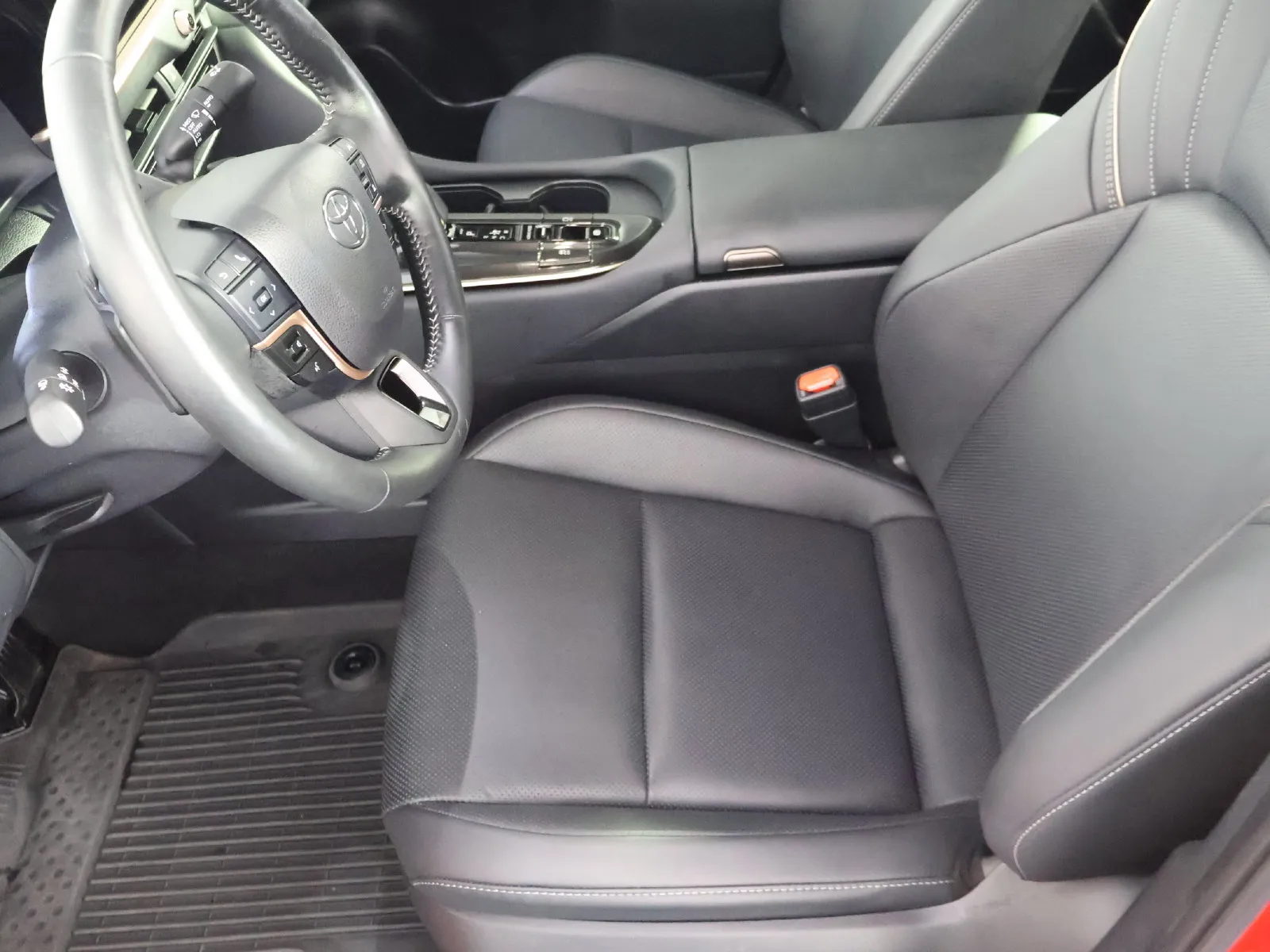 Toyota Crown photo 26