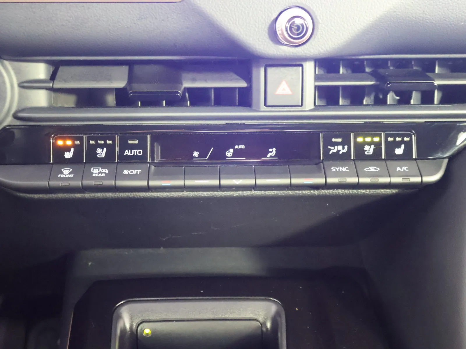 Toyota Crown photo 41