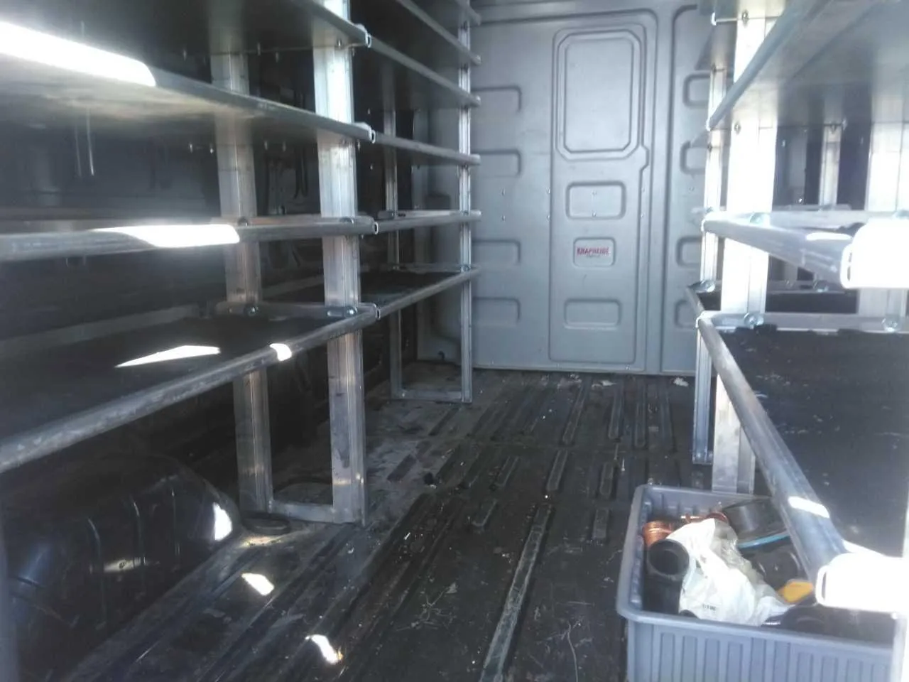 Ford Transit-250 photo 8
