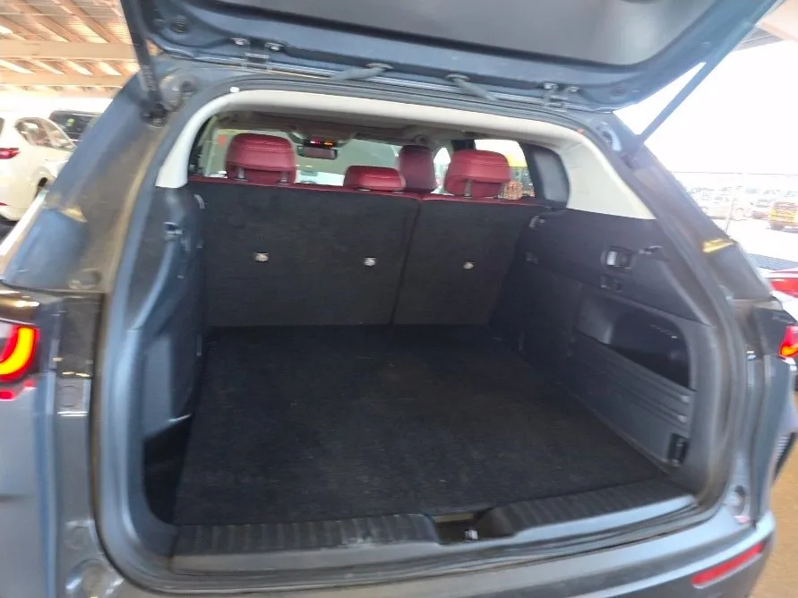 Mazda CX-50 photo 11