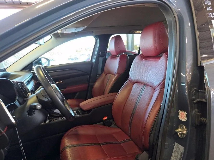 Mazda CX-50 photo 10