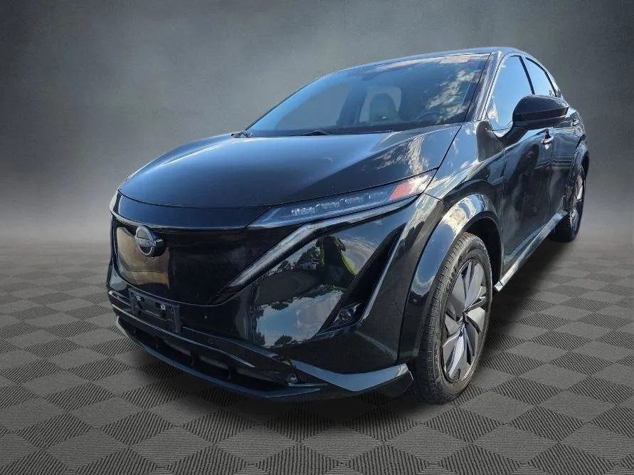 Nissan Ariya photo 2
