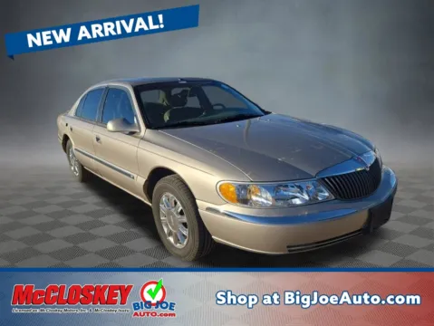 Gold 2002 Lincoln Continental for sale in Colorado Springs, CO