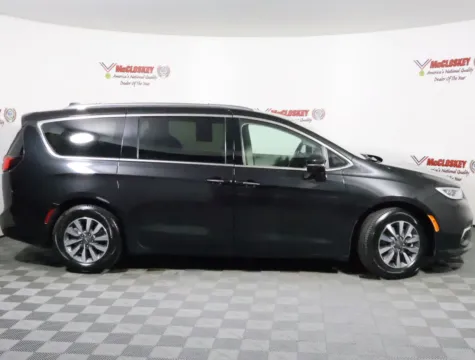 More photos of 2021 Chrysler Pacifica Hybrid Touring L at McCloskey Imports & 4x4s, CO