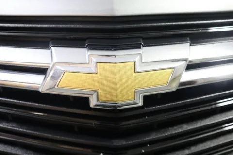 More photos of 2023 Chevrolet Equinox LT at McCloskey Isuzu, CO