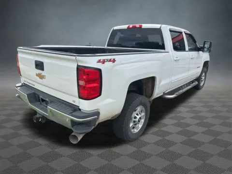 More photos of 2018 Chevrolet Silverado 2500HD LT at McCloskey Isuzu, CO