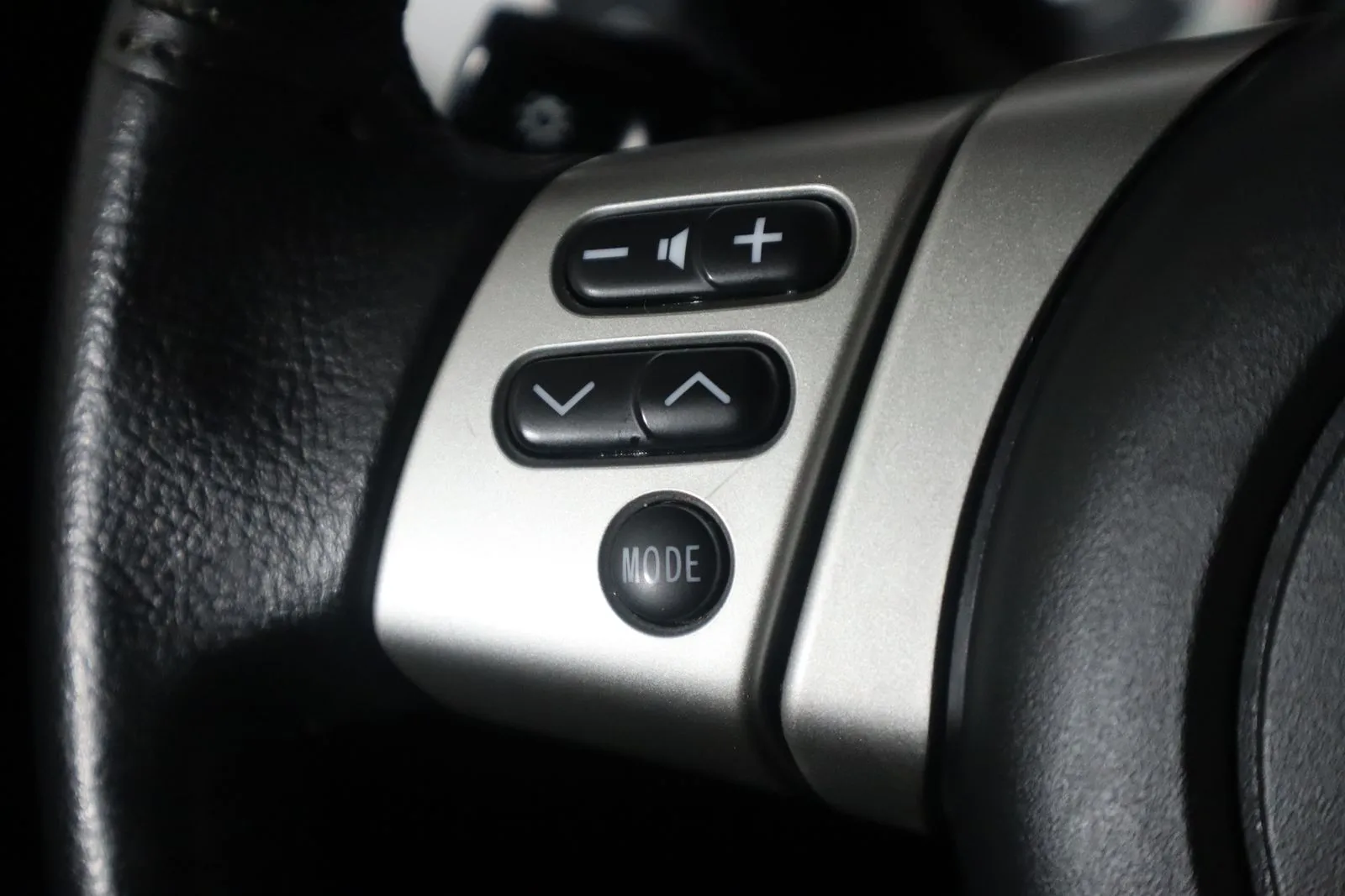 2014 Toyota FJ Cruiser Base - Photo 18