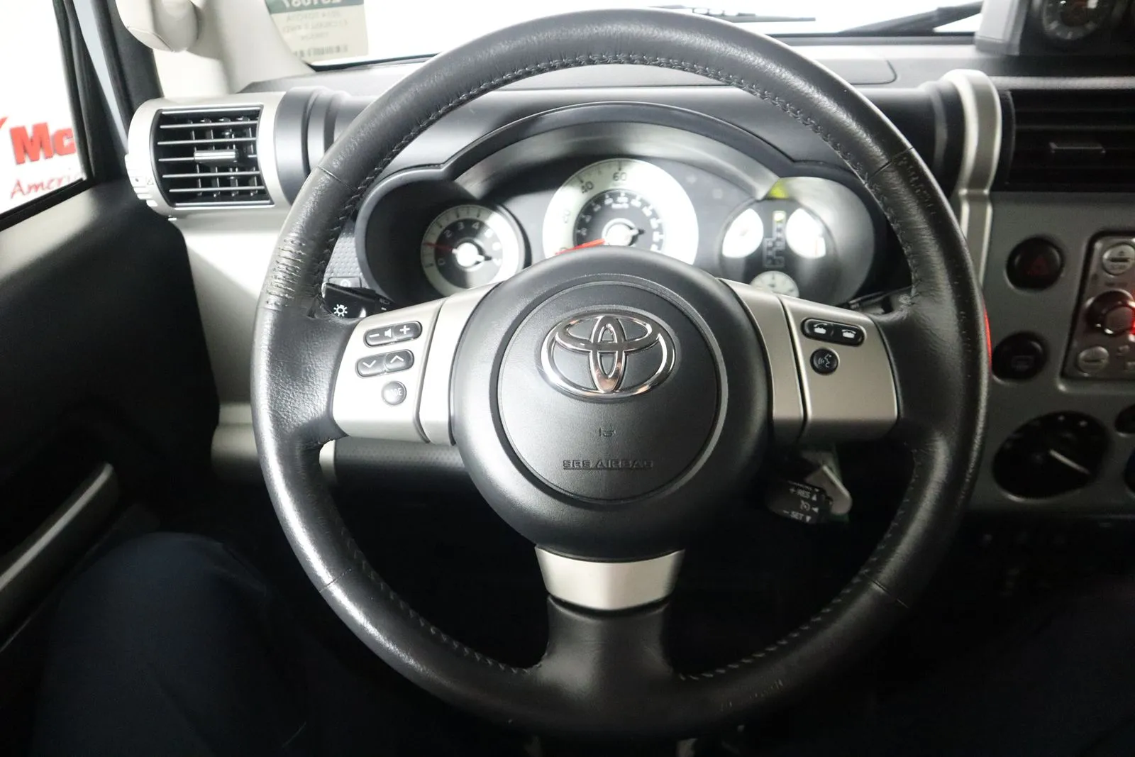 2014 Toyota FJ Cruiser Base - Photo 16