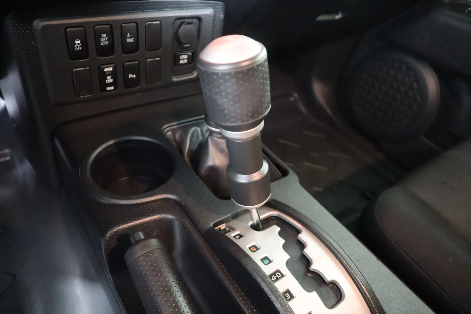 2014 Toyota FJ Cruiser Base - Photo 26