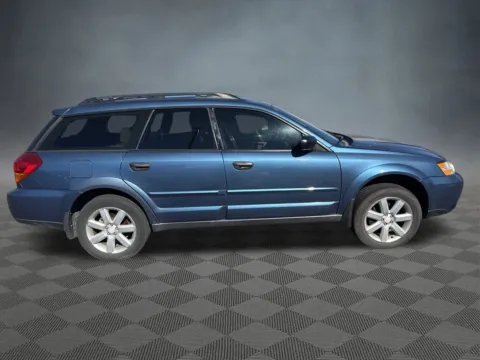 More photos of 2007 Subaru Outback 2.5i at McCloskey Imports & 4x4s (Licensed as McCloskey Isuzu), CO