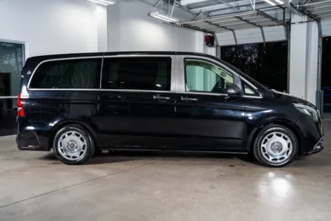More photos of 2020 Mercedes-Benz Metris Passenger at Atlanta Autos, GA