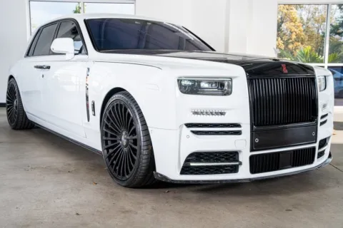 More photos of 2023 Rolls-Royce Phantom at Atlanta Autos, GA