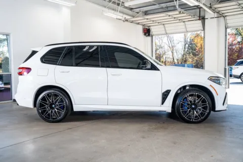 More photos of 2021 BMW X5 M at Atlanta Autos, GA