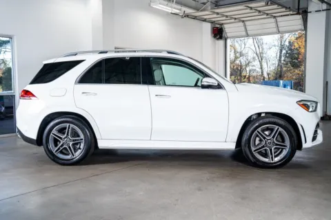 More photos of 2022 Mercedes-Benz GLE 350 at Atlanta Autos, GA