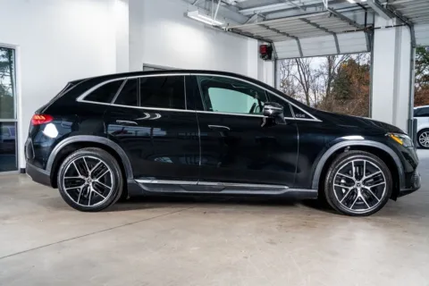 More photos of 2023 Mercedes-Benz EQE 350 SUV at Atlanta Autos, GA