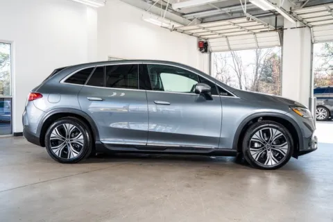 More photos of 2023 Mercedes-Benz EQE 350 SUV at Atlanta Autos, GA
