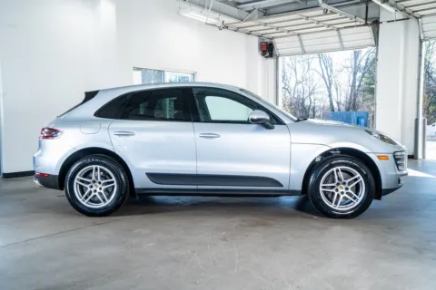 More photos of 2018 Porsche Macan at Atlanta Autos, GA
