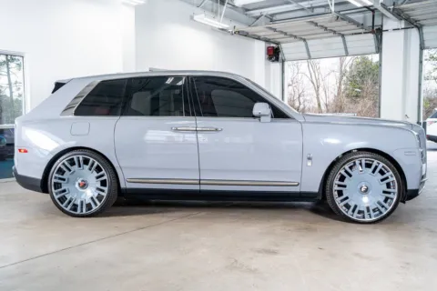 More photos of 2022 Rolls-Royce Cullinan at Atlanta Autos, GA
