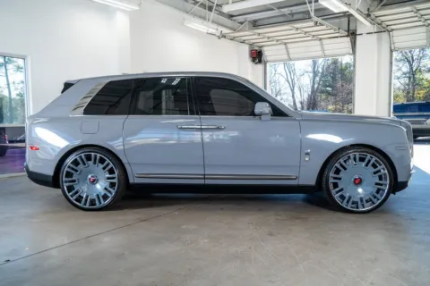 More photos of 2022 Rolls-Royce Cullinan at Atlanta Autos, GA