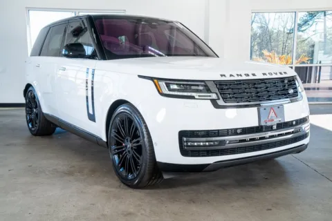 More photos of 2023 Land Rover Range Rover SE at Atlanta Autos, GA