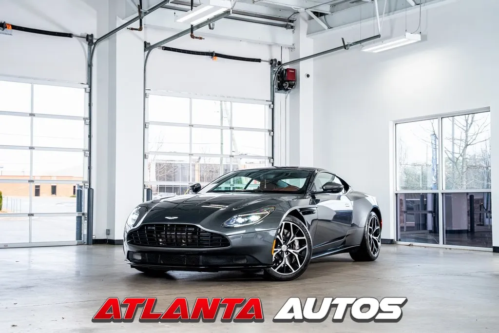 2019 Aston Martin DB11 Base's photo