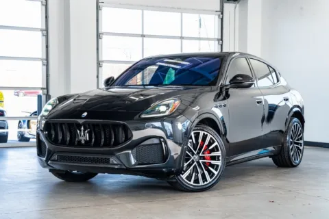 Photos of 2023 Maserati Grecale Modena for sale in Marietta, GA at Atlanta Autos