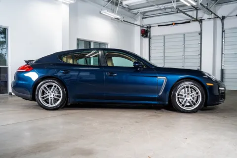 More photos of 2016 Porsche Panamera 4 at Atlanta Autos, GA