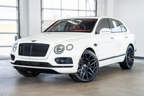 Photos of 2018 Bentley Bentayga W12 for sale in Marietta, GA at Atlanta Autos