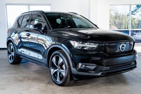 More photos of 2021 Volvo XC40 Recharge Pure Electric P8 at Atlanta Autos, GA