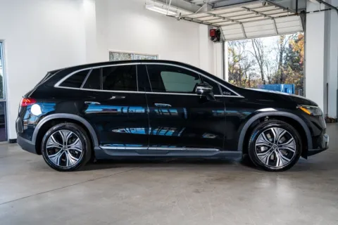 More photos of 2023 Mercedes-Benz EQE 350+ SUV at Atlanta Autos, GA