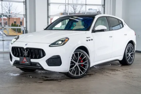 Photos of 2023 Maserati Grecale Modena for sale in Marietta, GA at Atlanta Autos