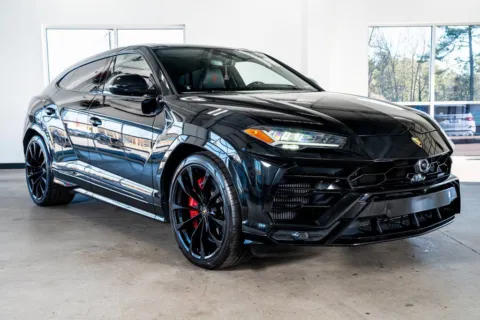 More photos of 2021 Lamborghini Urus at Atlanta Autos, GA