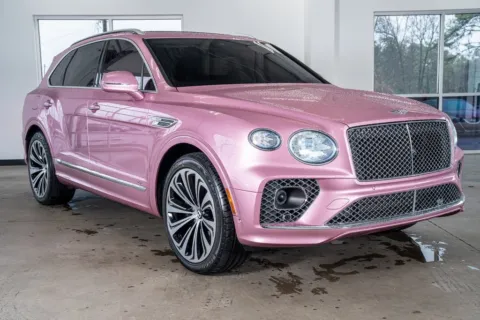 More photos of 2021 Bentley Bentayga V8 at Atlanta Autos, GA