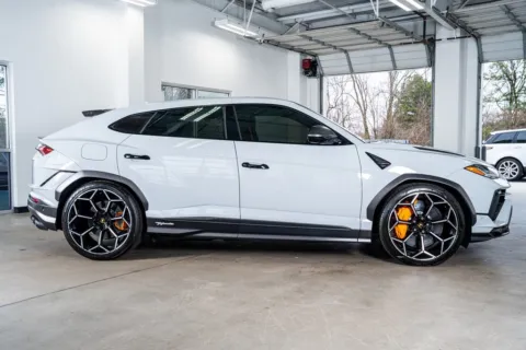 More photos of 2024 Lamborghini Urus Performante at Atlanta Autos, GA