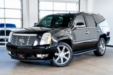 Photos of 2014 Cadillac Escalade Luxury for sale in Marietta, GA at Atlanta Autos
