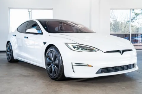 More photos of 2022 Tesla Model S at Atlanta Autos, GA