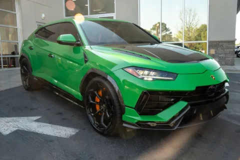 More photos of 2023 Lamborghini Urus Performante at Atlanta Autos, GA