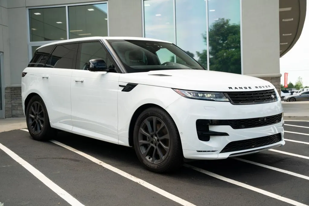 Land Rover Range Rover Sport photo 7