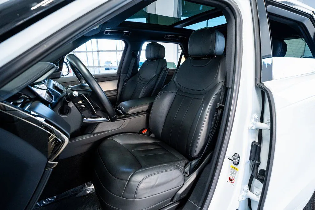 Land Rover Range Rover Sport photo 33