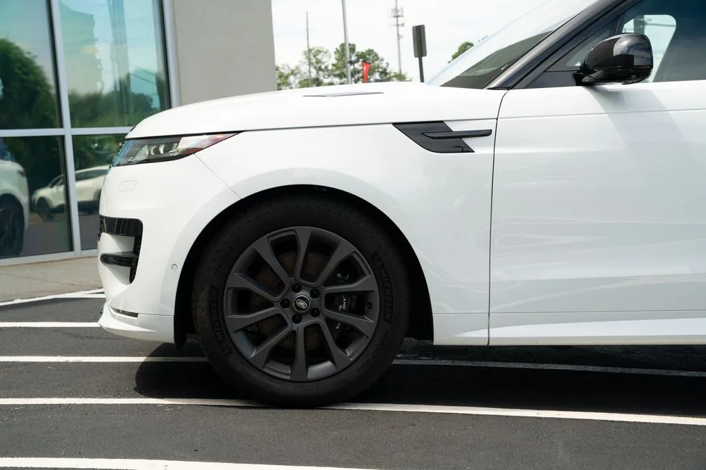 Land Rover Range Rover Sport photo 20
