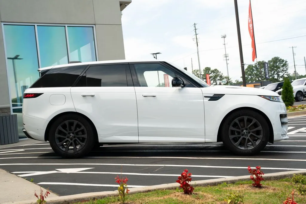 Land Rover Range Rover Sport photo 10