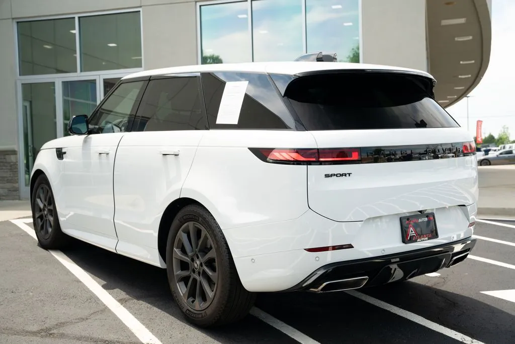 Land Rover Range Rover Sport photo 15